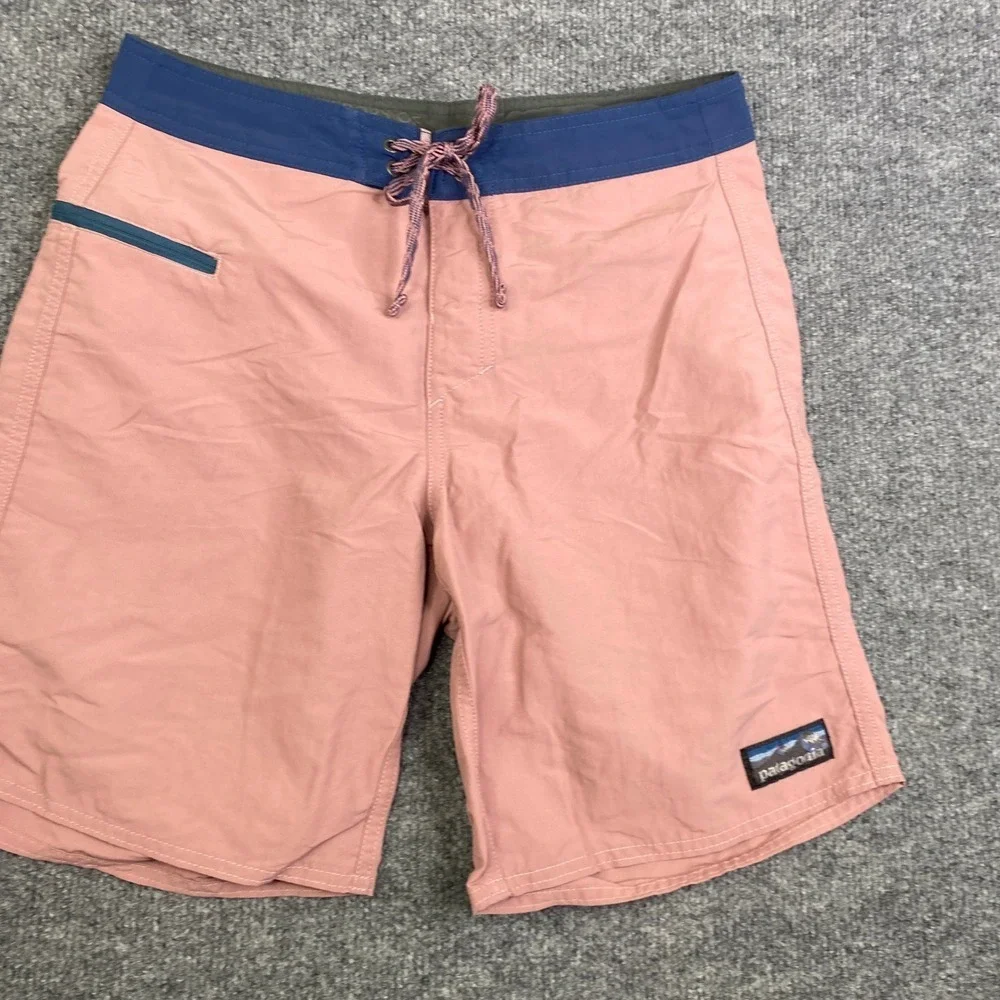 Patagonia Mens Scallop Hem Board Shorts Pink Navy Blue 28 STY86623 SP23